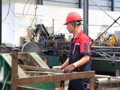 生產(chǎn)車(chē)間